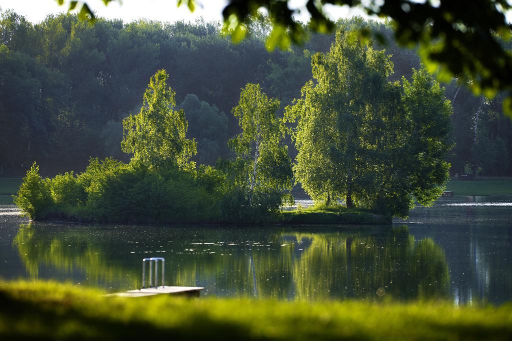 Donaupark Camping Tulln Hotel Tulln An Der Donau Exterior photo